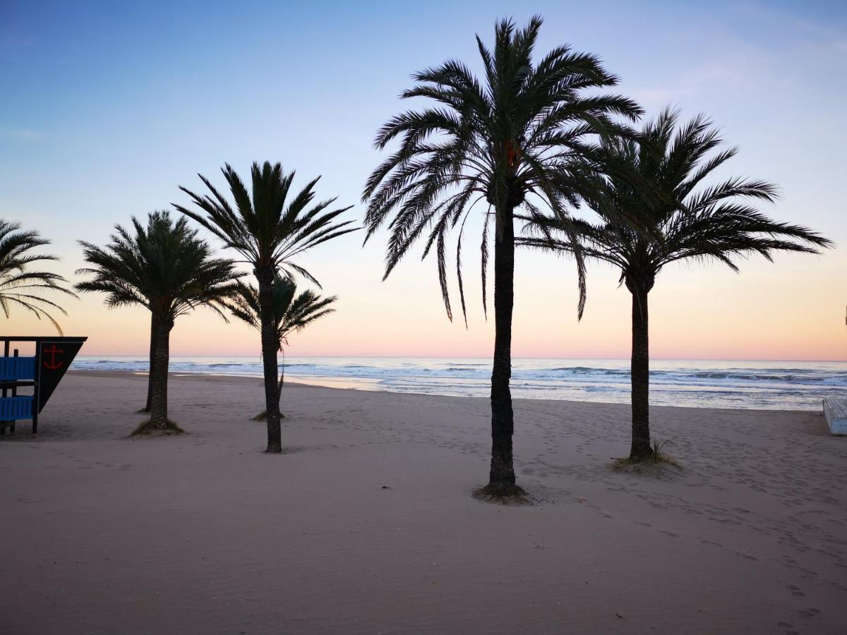 Apartamento Ana Maria Playa De Gandia Solo Familias Kültér fotó