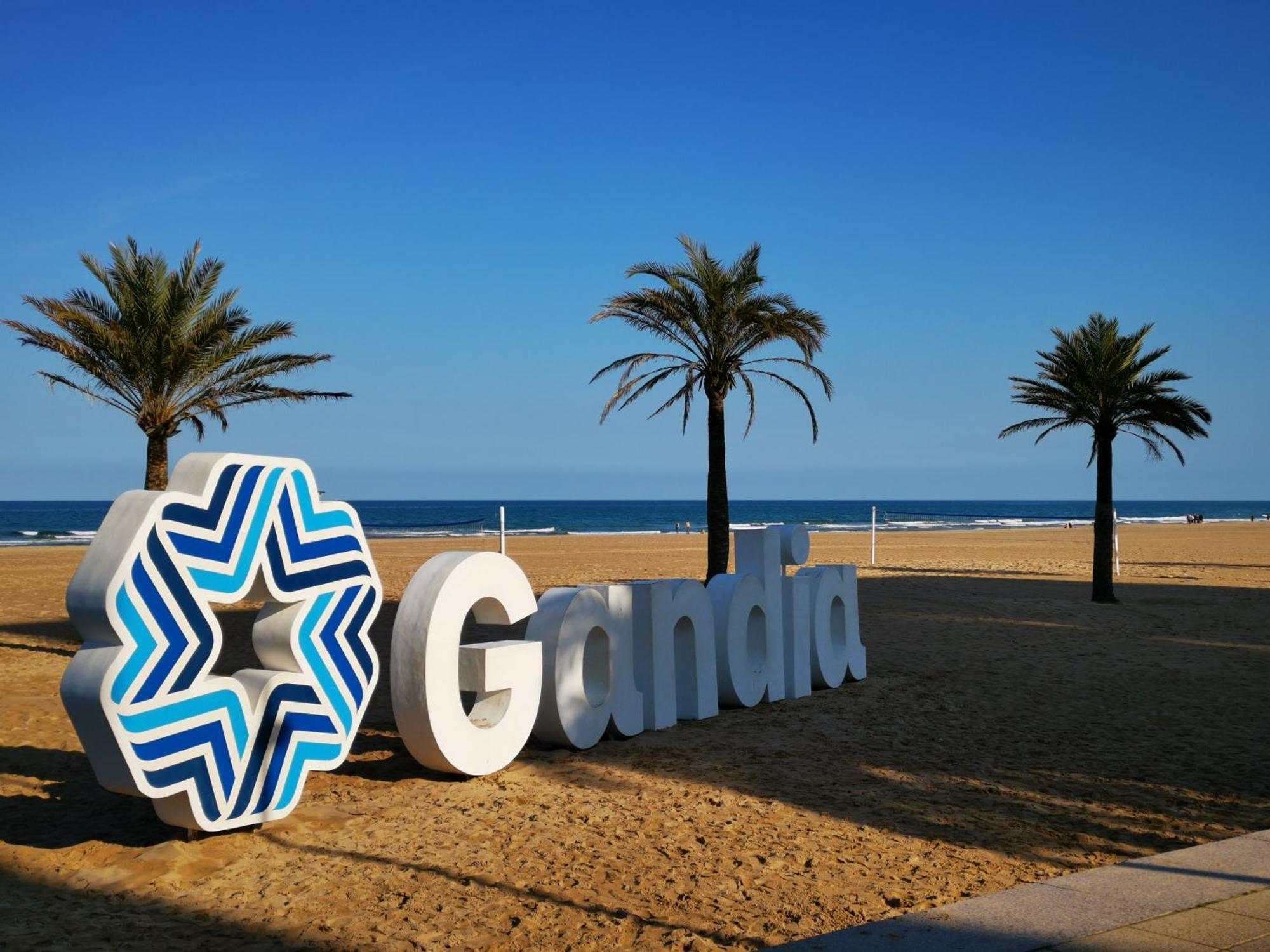 Apartamento Ana Maria Playa De Gandia Solo Familias Kültér fotó